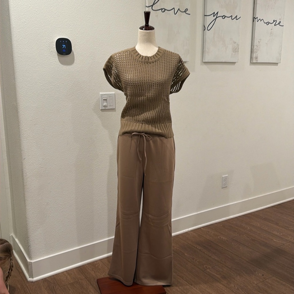 Women's Wide-Leg Drawstring Pants in Taupe